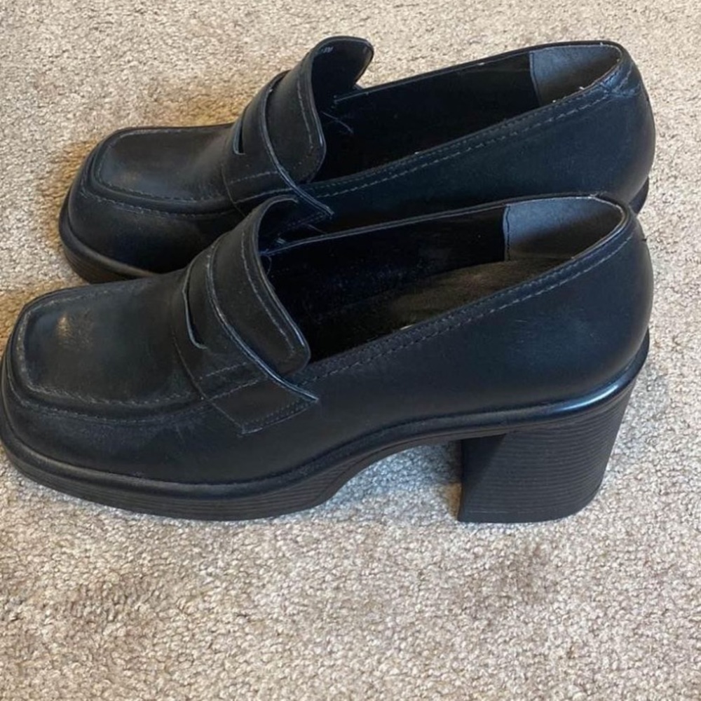 STEVE MADDEN HEELS